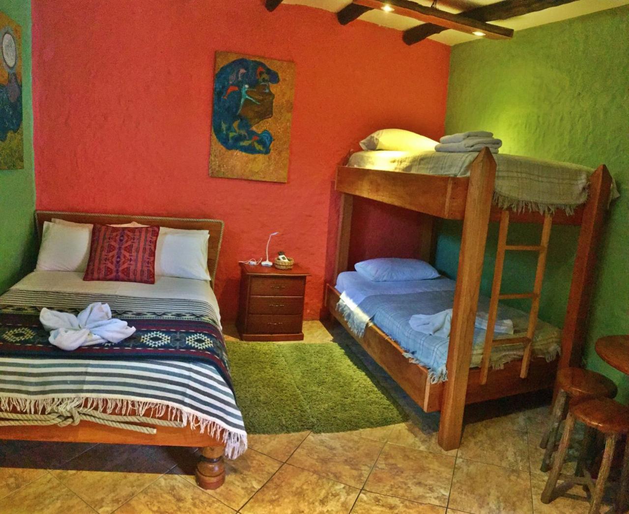 Lonesome George Ecolodge Puerto Ayora  Eksteriør billede